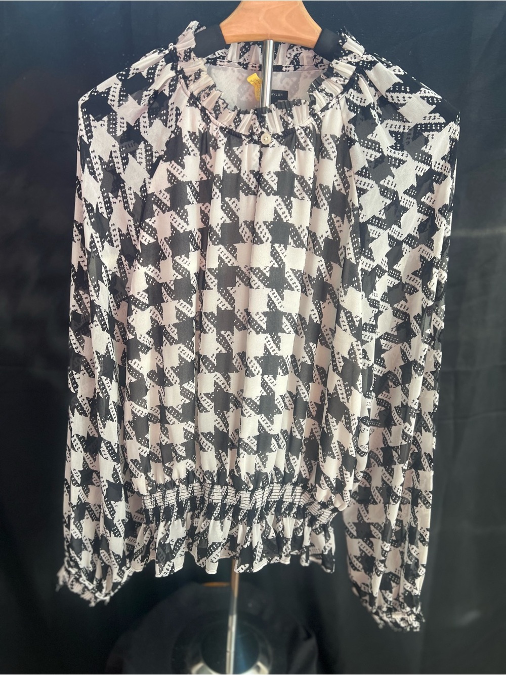 Ann Taylor Black and White Houndstooth-Style Long Sleeve Blouse
